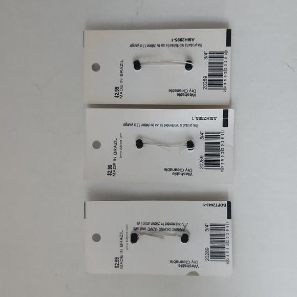 JHB Woman's Face 6 B/W buttons 3/4" - Picture 4 of 4